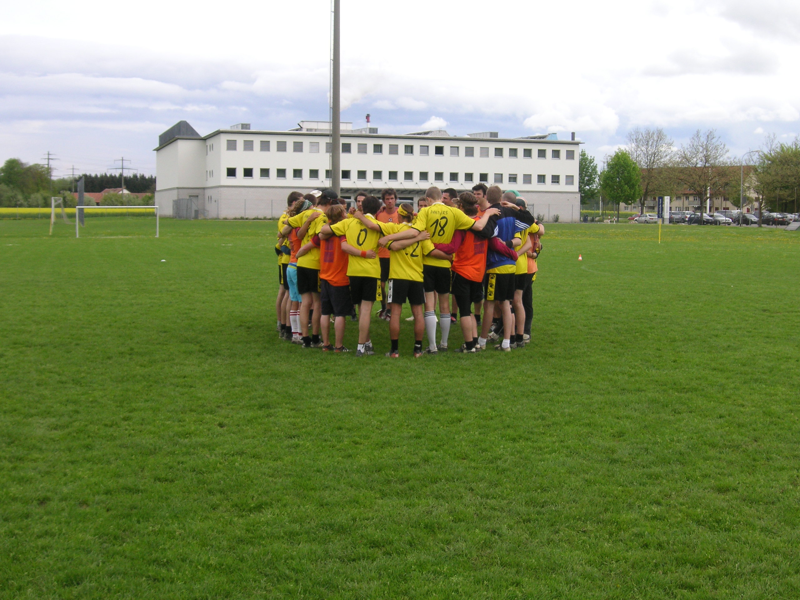 traininglager fussball kunstrasen